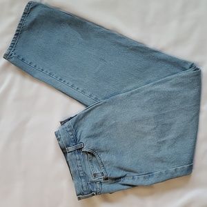 UP TO 50% OFF!! Faded Glory Original Fit Jeans 38W x 32L